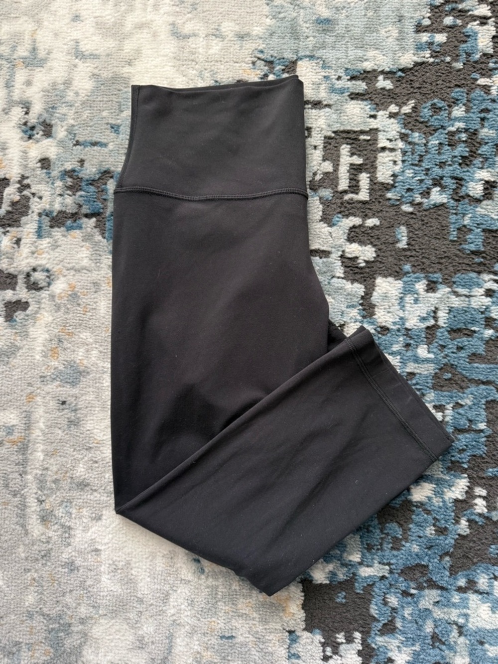 EUC lululemon Align Crop 21”